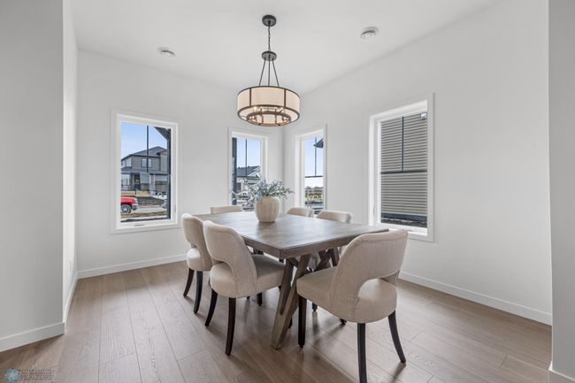 Formal Dining | Image 13
