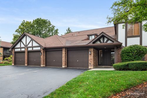 d-835 Farnham Ln, Wheaton, IL, 60189-7578 | Card Image