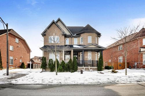 35 Rainbow Valley Cres, Markham, ON, L6E1Z1 | Card Image