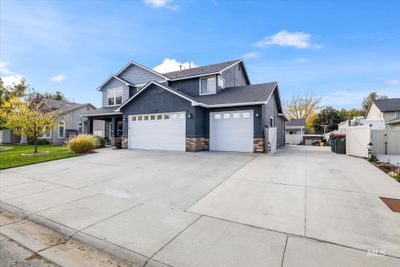 3841 N Frandon Ave., House other with 4 bedrooms, 3 bathrooms and 4 parking in Meridian ID | Image 2