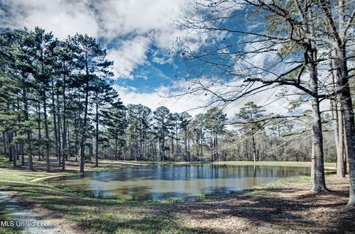 188 Webb Ln, Flowood, MS, 39232-8077 | Card Image
