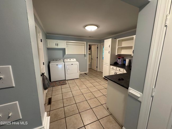 4040 N Nc 903 Hwy, House other with 4 bedrooms, 6 bathrooms and 3 parking in Albertson NC | Image 35