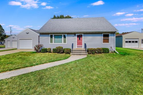 2342 37th St, Two Rivers, WI, 54241-1413 | Card Image