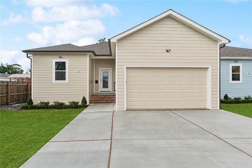 313 Saint George Avenue, Jefferson, LA, 70121 | Card Image