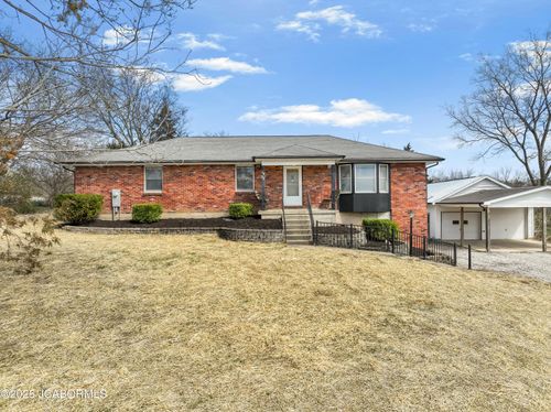 1415 Hoffman Dr, Jefferson City, MO, 65101-1807 | Card Image