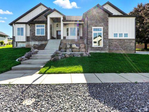 2023 S 150 W, Perry, UT, 84302-4187 | Card Image