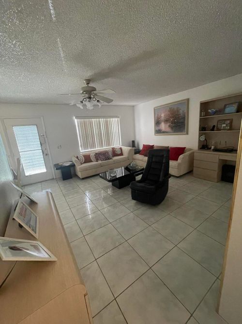 186-186 Flanders D, Delray Beach, FL, 33484-5262 | Card Image