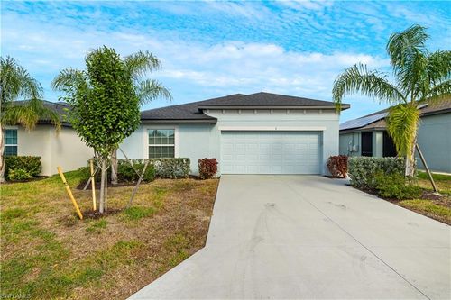 4037 Villa Doria Ct, NORTH FORT MYERS, FL, 33917-2095 | Card Image