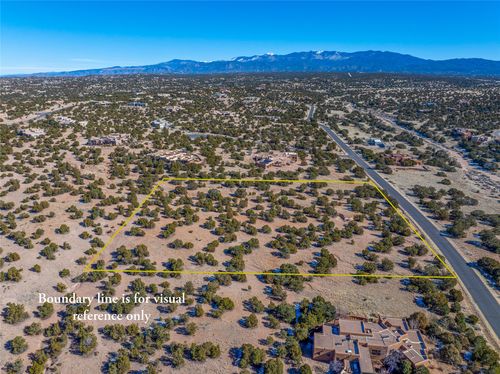 133 Sunflower Dr, Santa Fe, NM, 87506 | Card Image