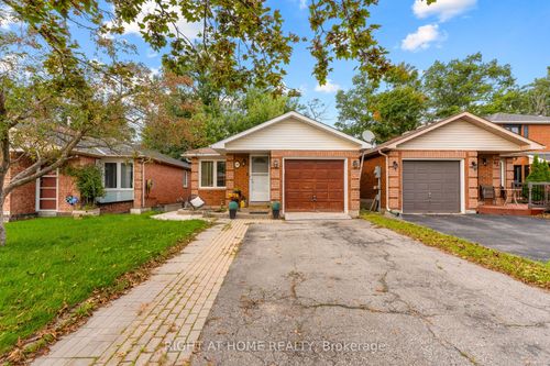 44 Ferguson Dr, Barrie, ON, L4N7B5 | Card Image
