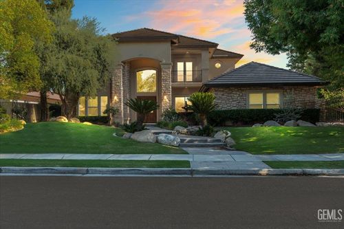 11811 Harrington St, Bakersfield, CA, 93311 | Card Image