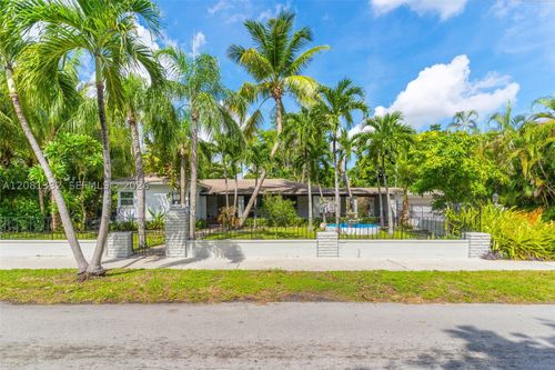 2407 Washington St, Hollywood, FL, 33020-5875 | Card Image
