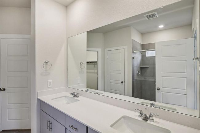 Photo is not of the actual home but is an inspirational photo of builder’s model home and may depict options, furnishings, and/or decorator features that are not included. | Image 17