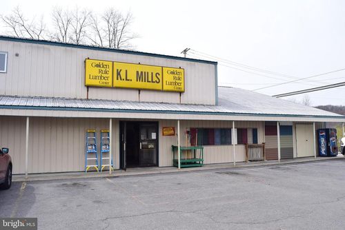 518 Water Street, ORBISONIA, PA, 17243 | Card Image