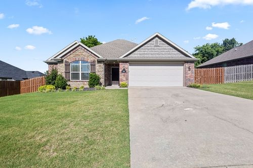 3201 N Raven Ln, Fayetteville, AR, 72704-6544 | Card Image