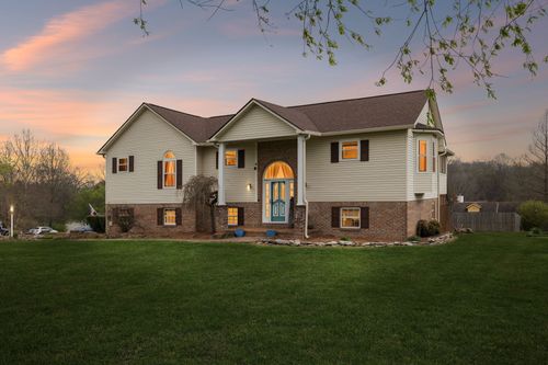 97 Oak Valley Dr, Spring Hill, TN, 37174-2597 | Card Image