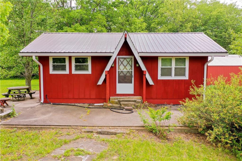 21583 4th Street, Inactive in Hale Zoocasa