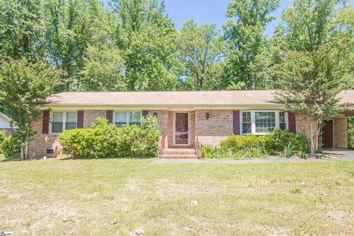 631 Pine Hill Drive, Boiling Springs, SC, 29316 | Card Image