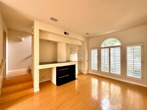 9 Cuzzano Aisle, Irvine, CA, 92606-8298 | Card Image