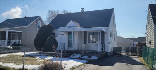 3553 Sherwood Ave, Niagara Falls, NY, 14301-2715 | Card Image