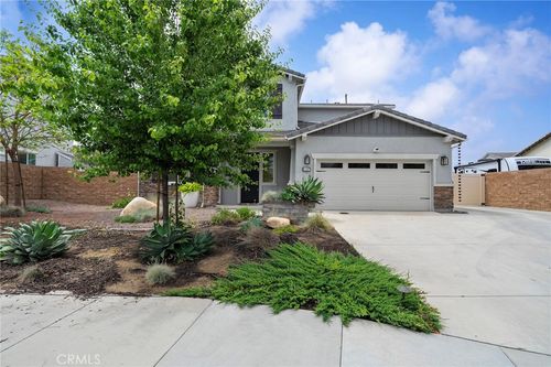 31467 Mosaic Ct, Winchester, CA, 92596-7518 | Card Image