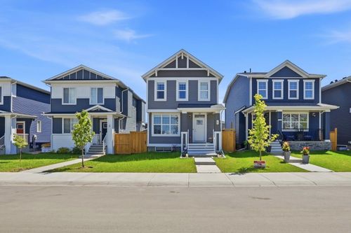 908 W Lakeview Dr, Chestermere, AB, T1X2N3 | Card Image