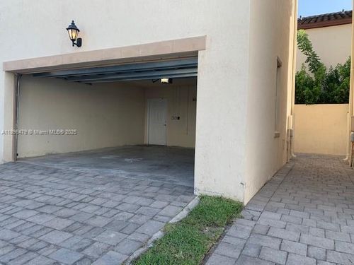9445 Sw 171st Ave, Miami, FL, 33196-2976 | Card Image