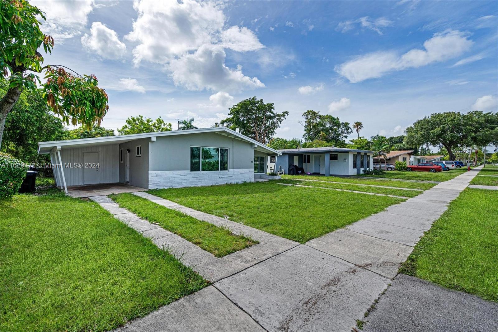 24th Ave, Fort Lauderdale, FL 33312