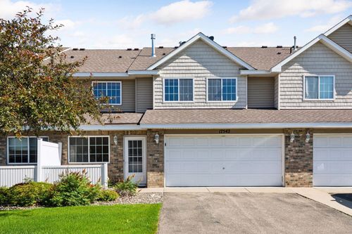 17542 Gillette Way, Lakeville, MN, 55044-3404 | Card Image