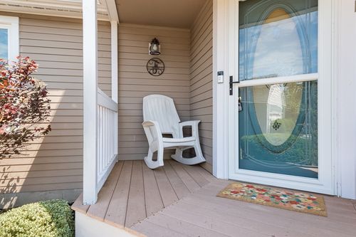 10 Crane Cir, Shrewsbury, MA, 01545-8101 | Card Image