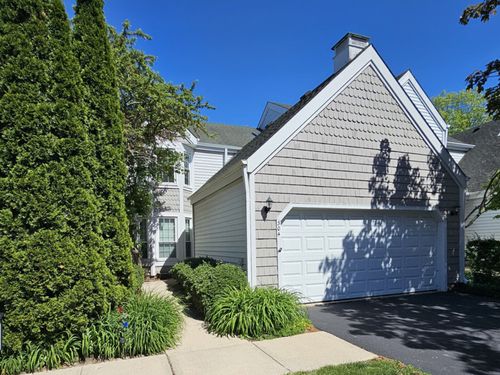 304 Hill St, Wauconda, IL, 60084-2900 | Card Image
