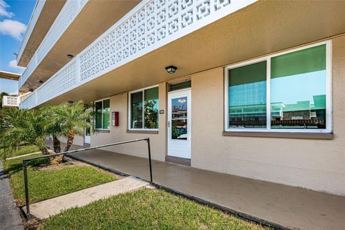 apt-126-4915 Bay St Ne, ST PETERSBURG, FL, 33703-4065 | Card Image