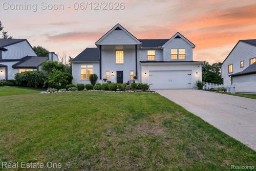 3736 Highlander Way W, Ann Arbor, MI, 48108-9612 | Card Image