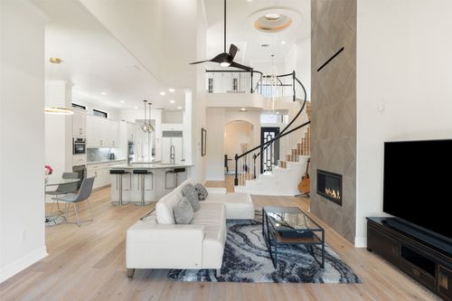 3979 River Place Blvd, Austin, TX, 78730-3593 | Card Image