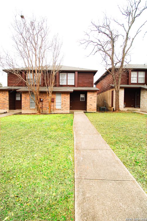1327 Julienne, San Antonio, TX, 78232-4864 | Card Image
