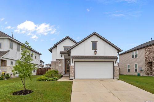4964 Park Mnr, Marion, TX, 78124-4086 | Card Image