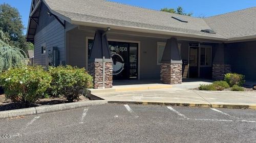 104-824 E Main St, Medford, OR, 97504-7135 | Card Image