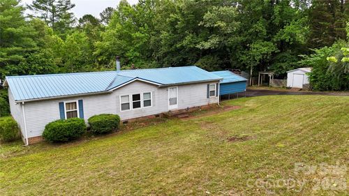 4851 Mounira Ave, Hickory, NC, 28602-9516 | Card Image