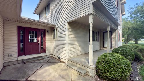 7962 Lake St, Monroe, MI, 48161-3865 | Card Image