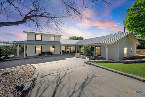 3719 Smoke Signal Rd, Belton, TX, 76513-5166 | Card Image