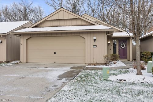 33112 Cedar Branch Circle, North Ridgeville, OH, 44039 | Card Image
