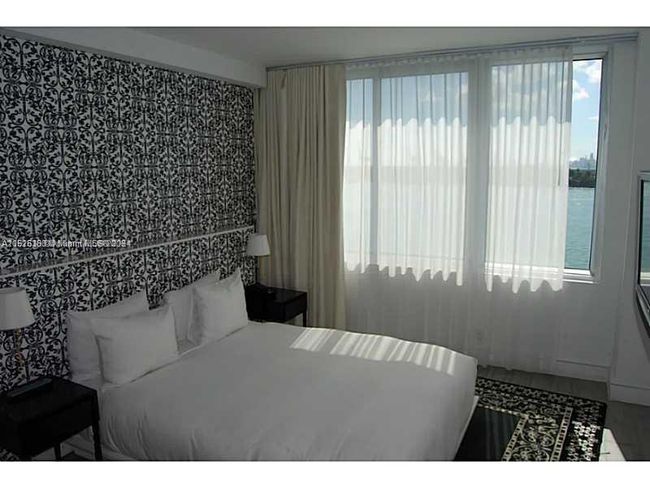 916 - 1100 W West Ave, Condo with 2 bedrooms, 2 bathrooms and null parking in Miami Beach FL | Image 5