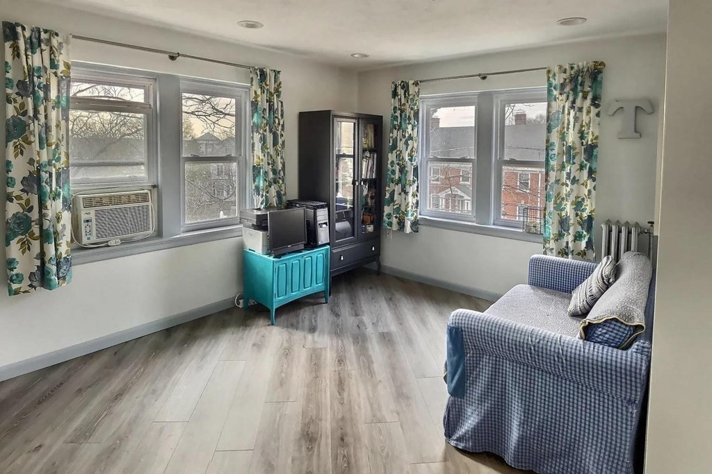 Residential Lease in Quincy