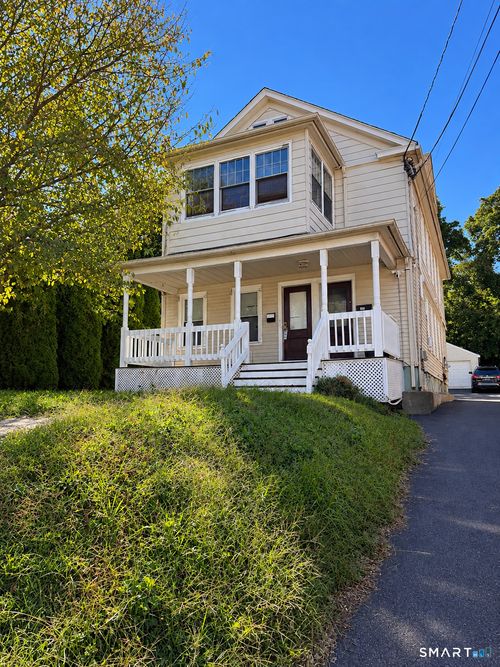 117 Liberty St, Meriden, CT, 06450-5616 | Card Image