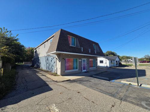 8314 Portage Rd, Portage, MI, 49002-5726 | Card Image