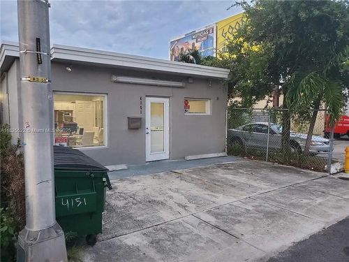 4151 W Hallandale Beach Blvd, West Park, FL, 33023-4449 | Card Image
