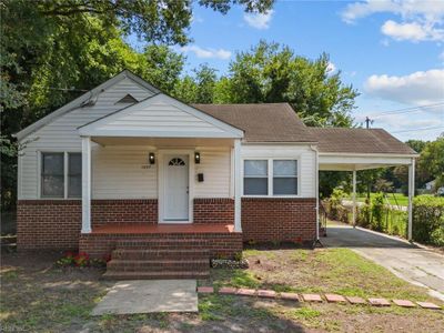 1237 Portsmouth Boulevard, House other with 3 bedrooms, 2 bathrooms and null parking in Portsmouth VA | Image 1