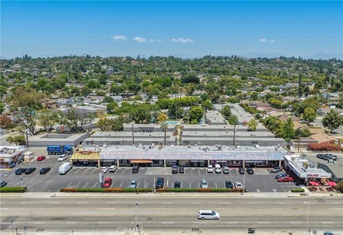 1341 E Chapman Ave, Fullerton, CA, 92831-3909 | Card Image