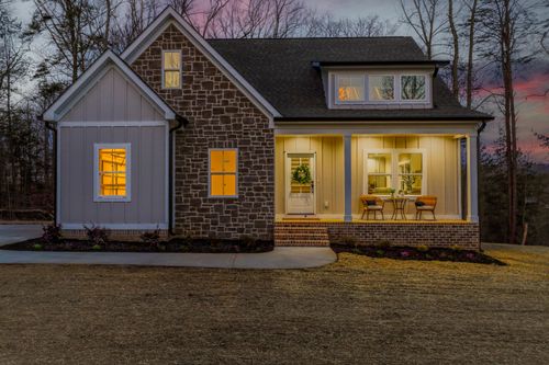 35 Greenview Dr, Dunlap, TN, 37327-8869 | Card Image