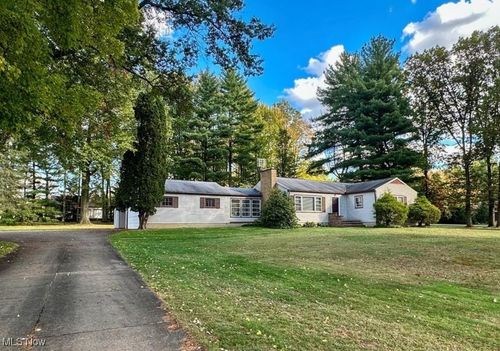 1724 Portal Dr Ne, Warren, OH, 44484-1135 | Card Image